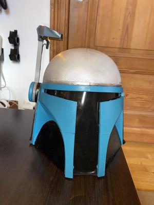 Mandalorian Helmet with modular Rangefinder