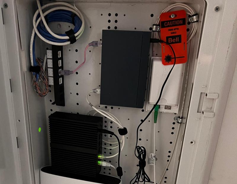 TL-SG108 Leviton compatible mount