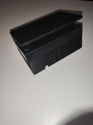 Nintendo switch horizontal dock cable crossing