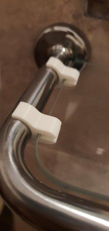 Brogrund shelf clamp