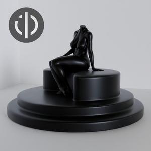 DECORATION FEMALE FIGURE 01