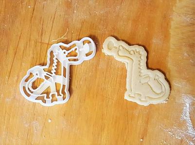 Dragon cookie cutter