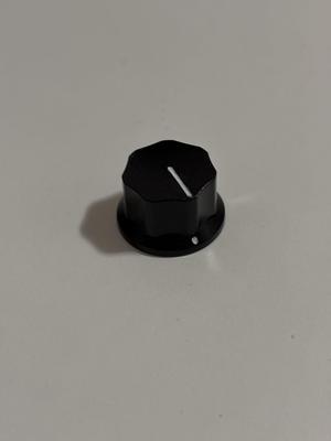 25mm Knob MXR or Fender Jazz Style