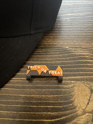 HALLOWEEN THEME HAT CLIPS.  MULTIPLE DESIGNS.  CHECK OUT FILES.  NO AMS