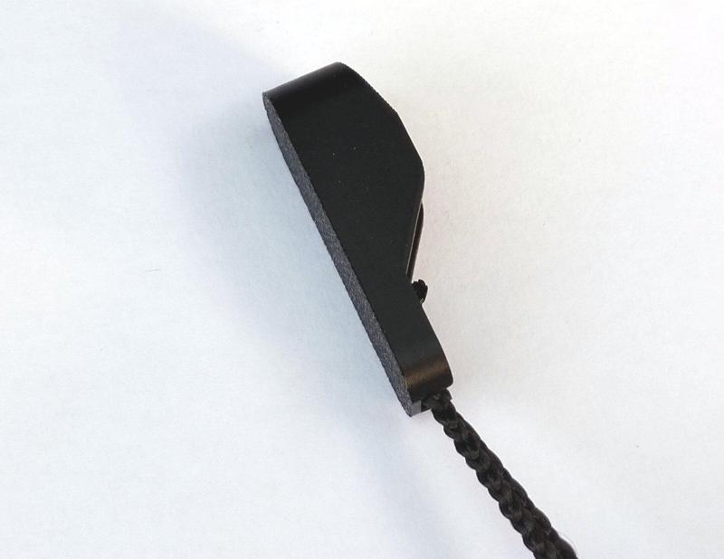 Mazda 3 Gen 2 parcel shelf rope clip