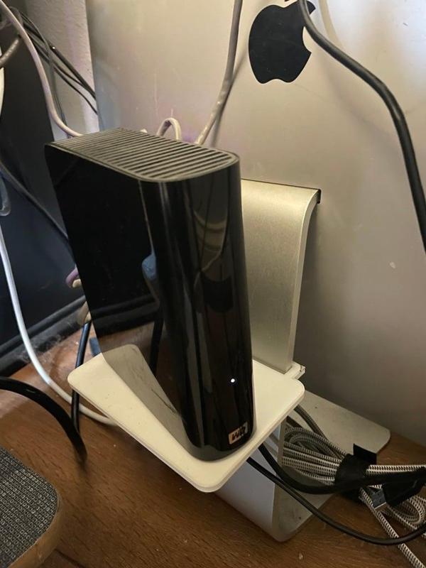 2010 iMac Shelf
