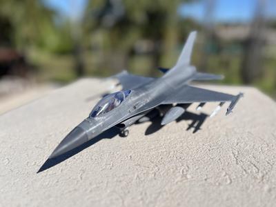 F16 FALCON SCALE MODEL 1 48 ASSEMBLY KIT