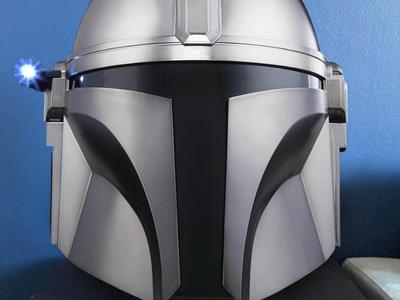 Star Wars Mandalorian Black Series helmet stand