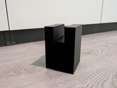 Helper tool for easy Ikea door mounting for pax