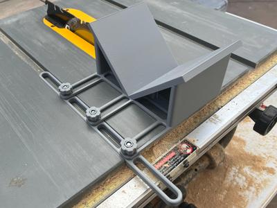Box Spline Jig for Miter Slot - Dewalt Table Saw