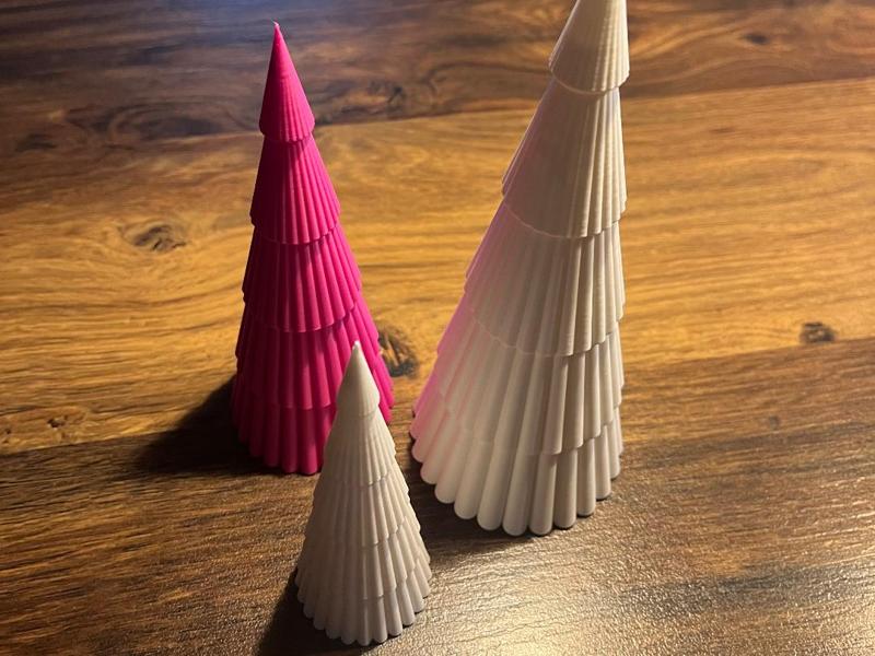 Fir tree with 25 waves