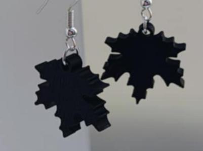 medium maple leaf earrings