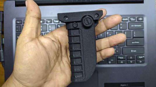 Vertical Fore Grip ROCK