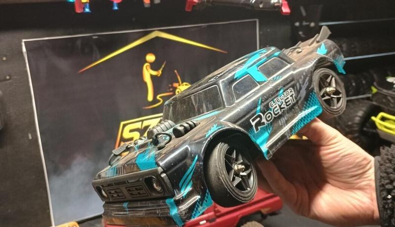 Drive axle for Ejector Rocket RC drift car