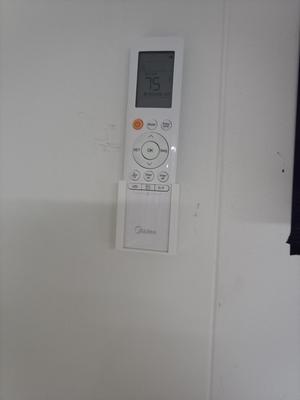 Midea 12000 BTU Smart Inverter Air Conditioner remote mount