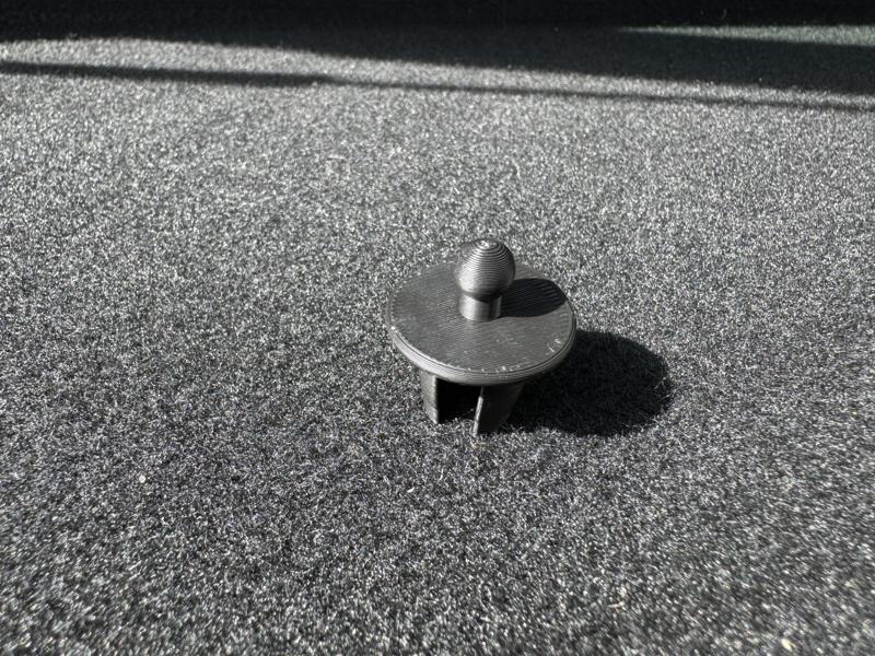 Mazda 3 Hatchback - Trunk button replacement