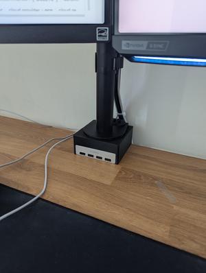 Monitor Riser with Integrated Hub