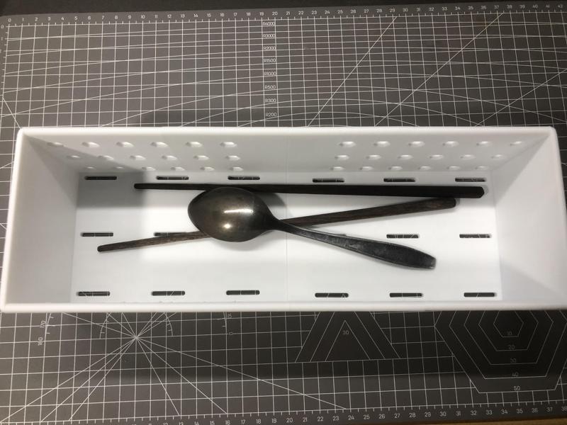 chopsticks box