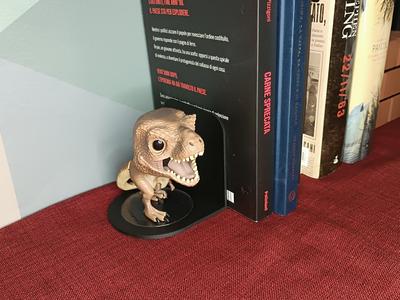 FUNKO POP BOOKEND BOOKHOLDER (only stand)