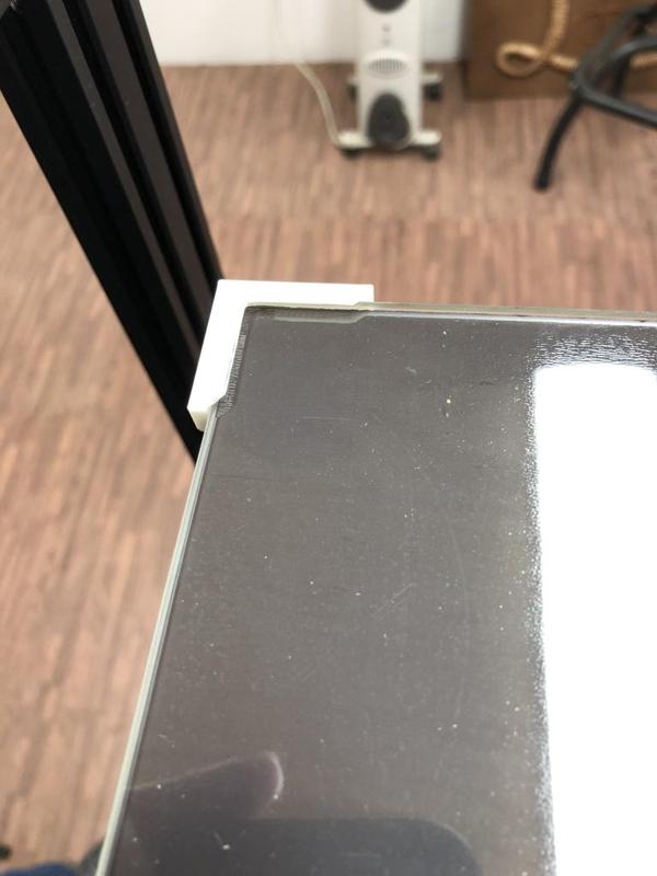 Ender 5 Glass Bed Corner Retainers (Not using paperclips anymore!)