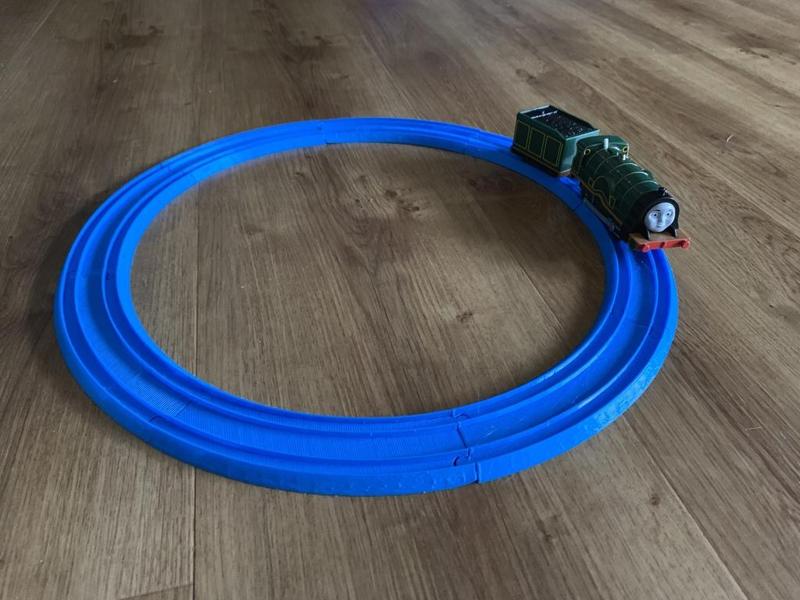 MakerHacker Track for TrackMaster Trains