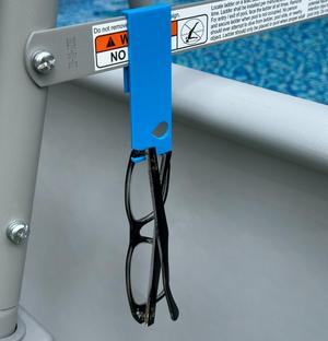Utility hook/ holder for Bestway pool ladder