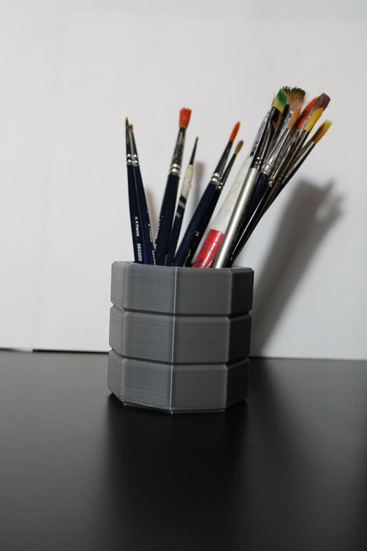 Caja/Lapicero Tuercas