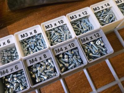 Gridfinity bin 1x1 Screws M3 M4 M5