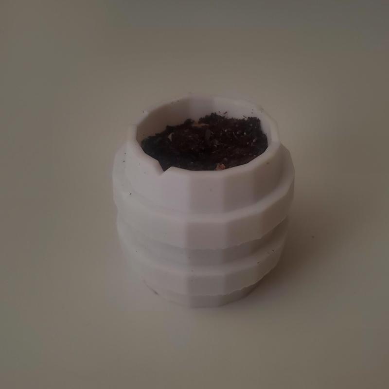 Low Poly Barrel Planter
