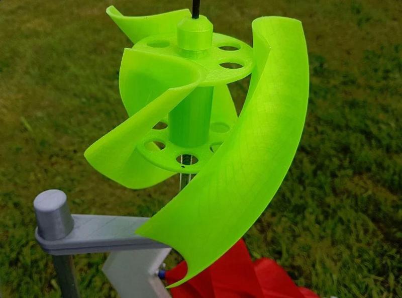 Wind turbine savoniov helix - Remix