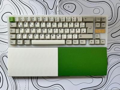 Wrist Rest for Ikki68 keyboard / Handballenauflage für Ikki68 Tastatur / magnetic / magnetisch