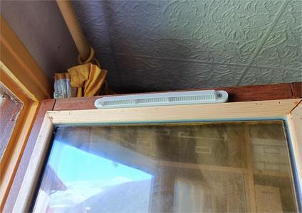 Grid air inlet window - Grille entrée d’air fenêtre