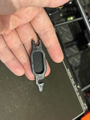 Mercury Mercruiser Marine Screw Attaching Latch 98889