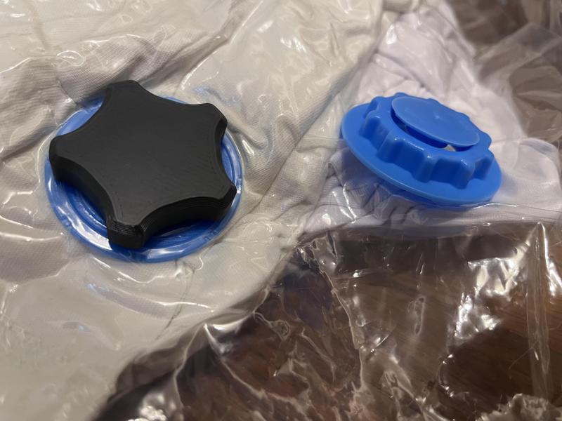 Amazon Basics Vacuum Bag Cap