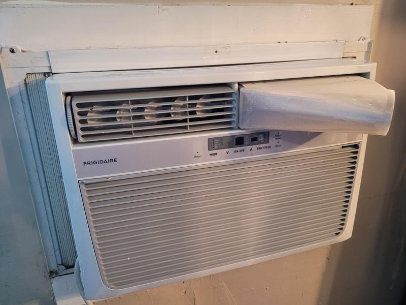 Window AC 45 degree duct Frigidare