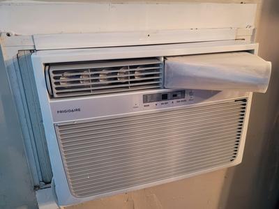 Window AC 45 degree duct Frigidare