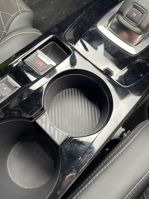 vide poche pour  gobelet  voiture