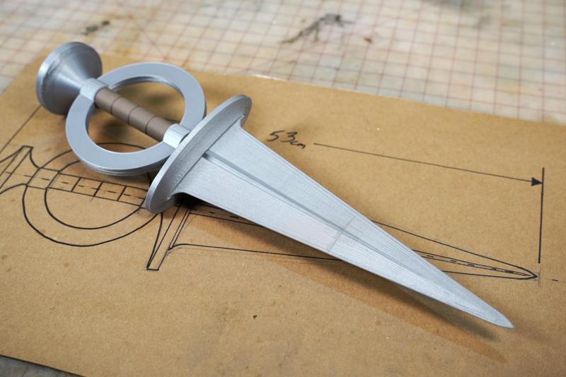 Riven Moiety Dagger Prop