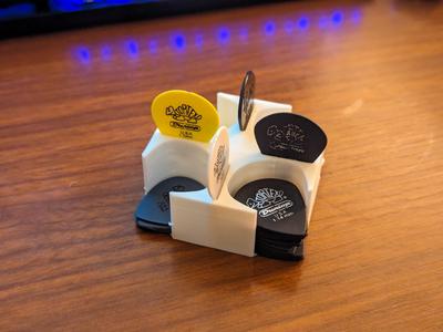 Jazz III guitar pick holder