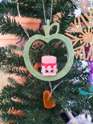 Christmas tree ornament_shopkins,pencil toppers or ooshies decoration
