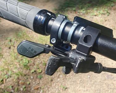 RockShox lever horizontal mount