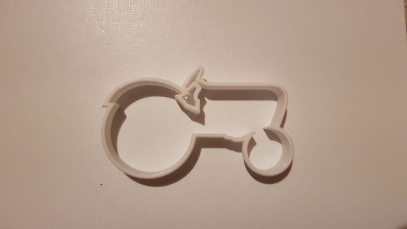 Porsche trector Cookie cutter