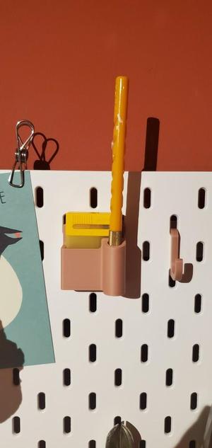 OLFA scalpel holder for Skadis