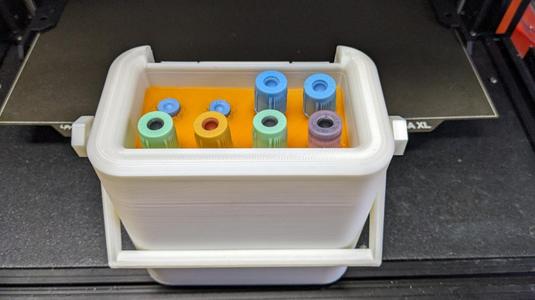 Phlebotomist test tube cooler