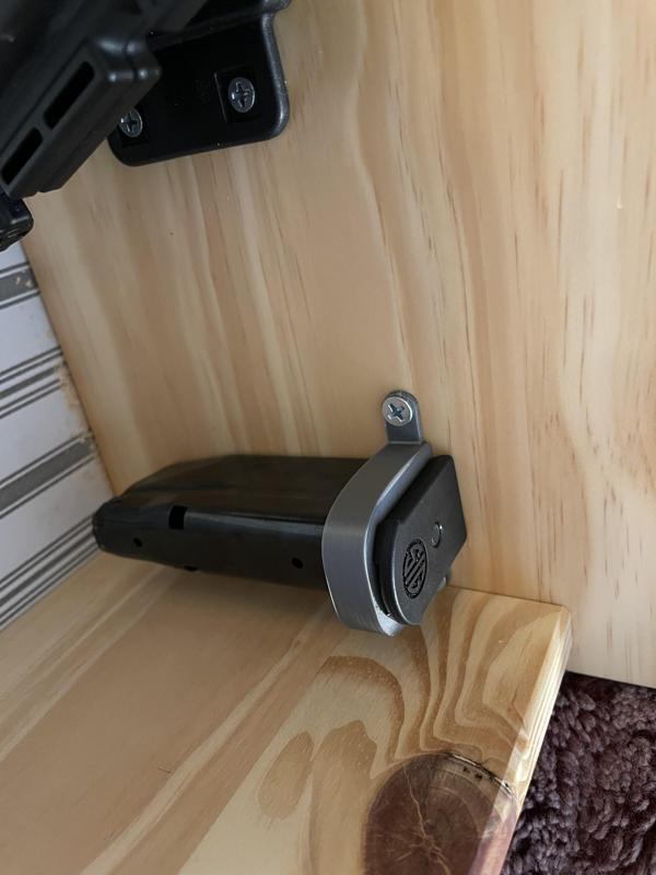 Sig Sauer P365 Magazine Holder Screw Mount