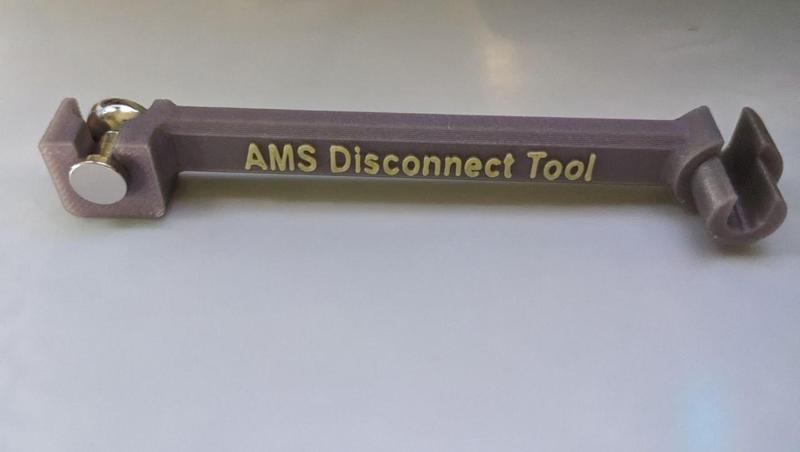 remixed it to fit a 11mm diameter pushpin magnet