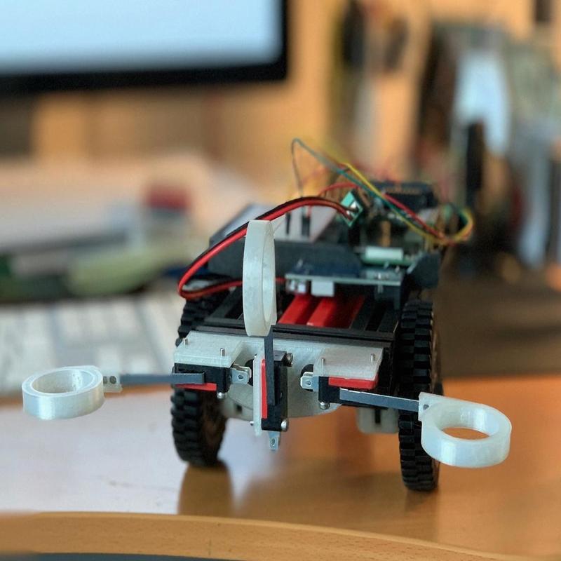 Micro Switch mount for a robot wall detector using an 8020 Series 10 beam