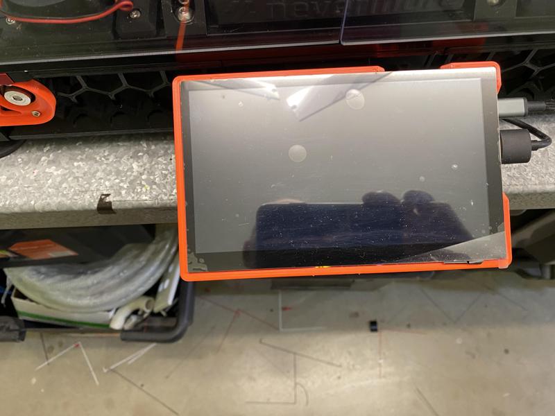 BTT HDMi7 screen holder