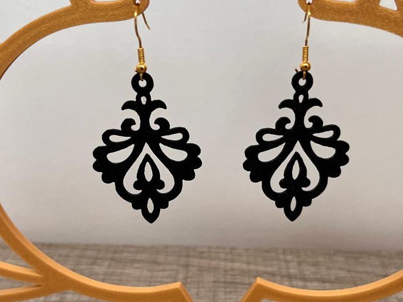 Earrings Art #08
