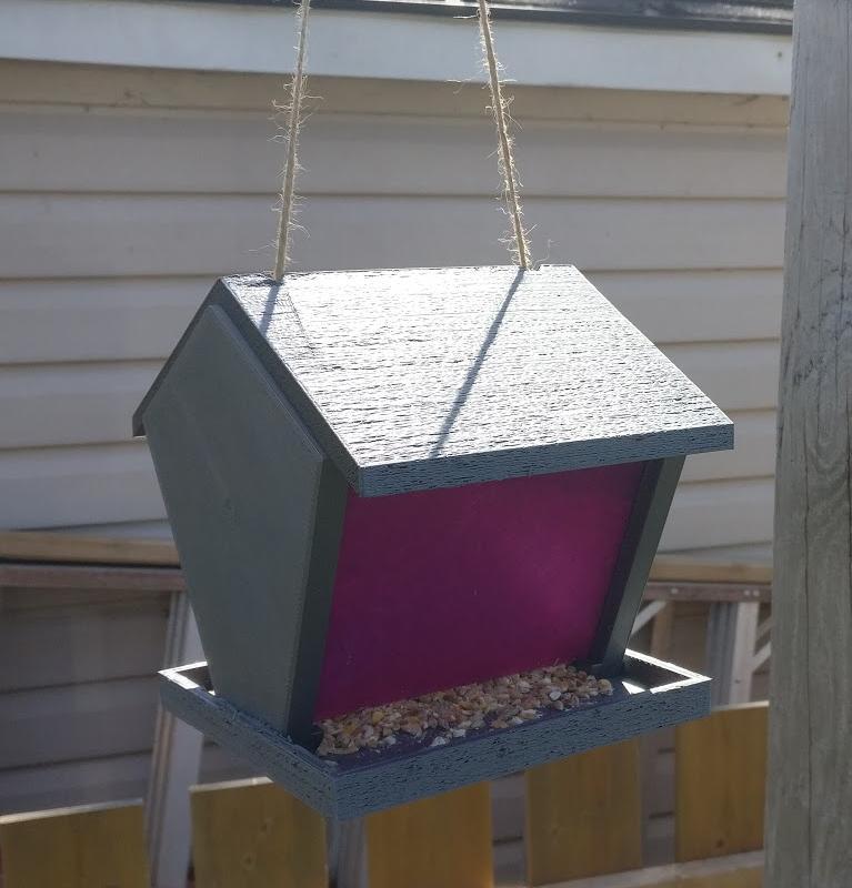 Basic Bird Feeder